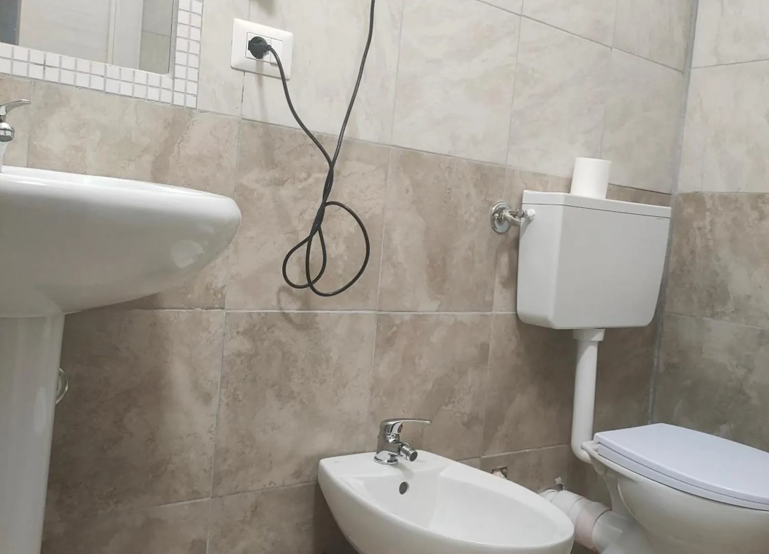 Bed & Breakfast Bed And Fly Aeroporto Fontanarossa Reception H24 Bagno Privato In Camera Catania