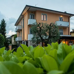 Szálloda Fiordaliso **